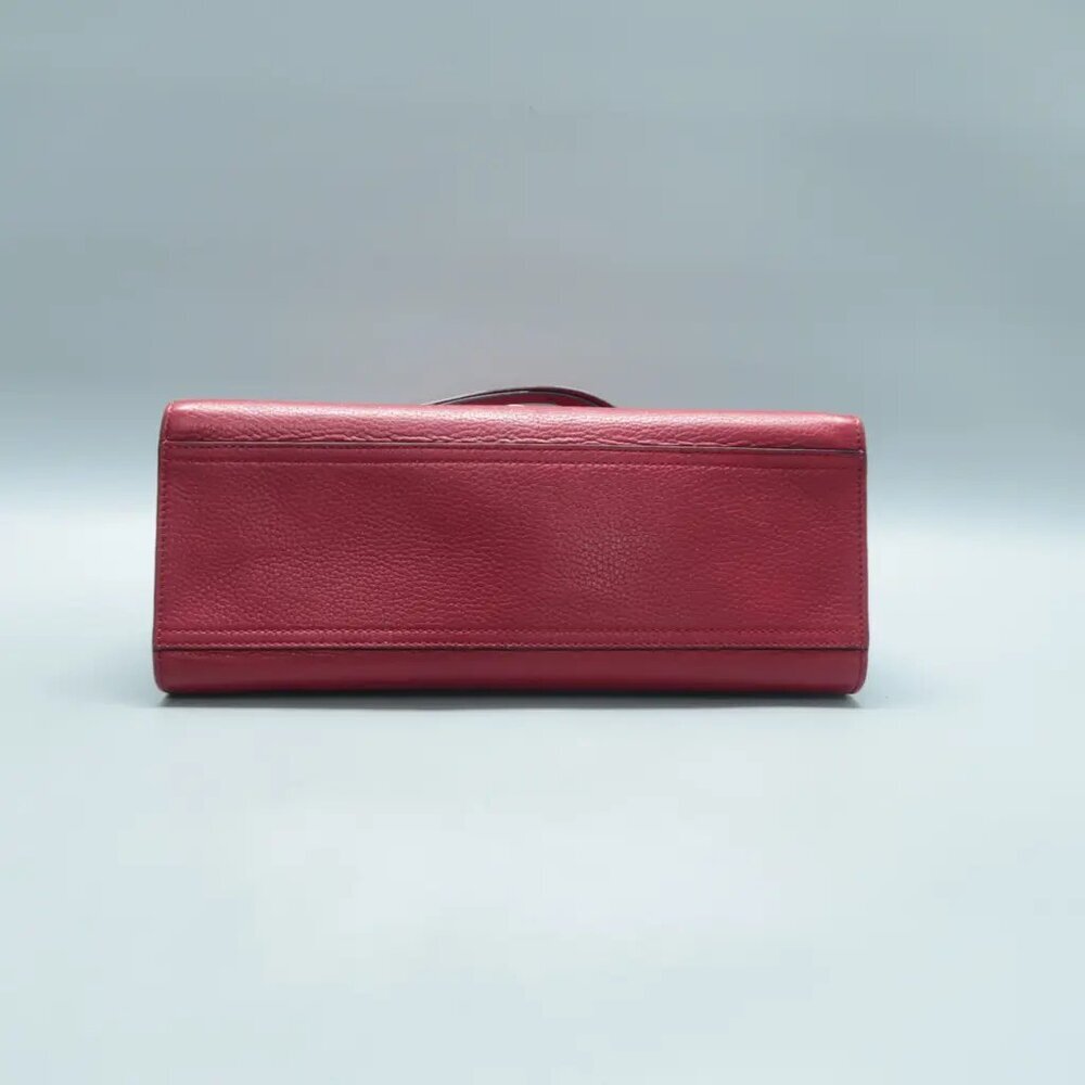 100% Authentic GUCCI GG Marmont Red Leather Satchel 922-12524 - Picture 5 of 12